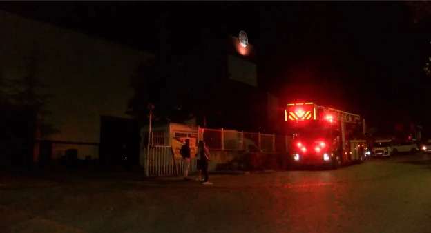 Ankara'da fabrika alev alev yandı