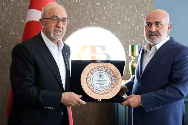 İçişleri ve Milli Savunma Bakan Yardımcıları Elazığ Ticaret Borsası'nı Ziyaret Etti